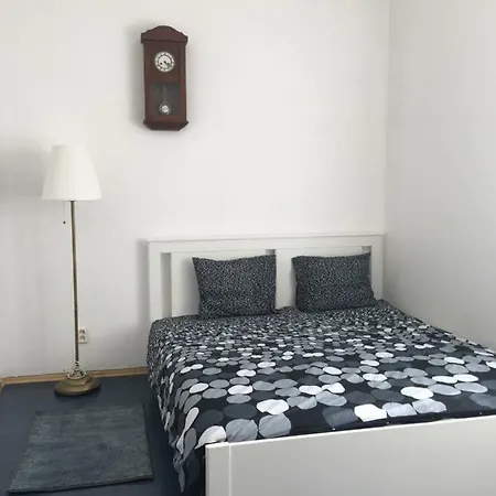 Apartment Bernardinu Charmante Vilnius